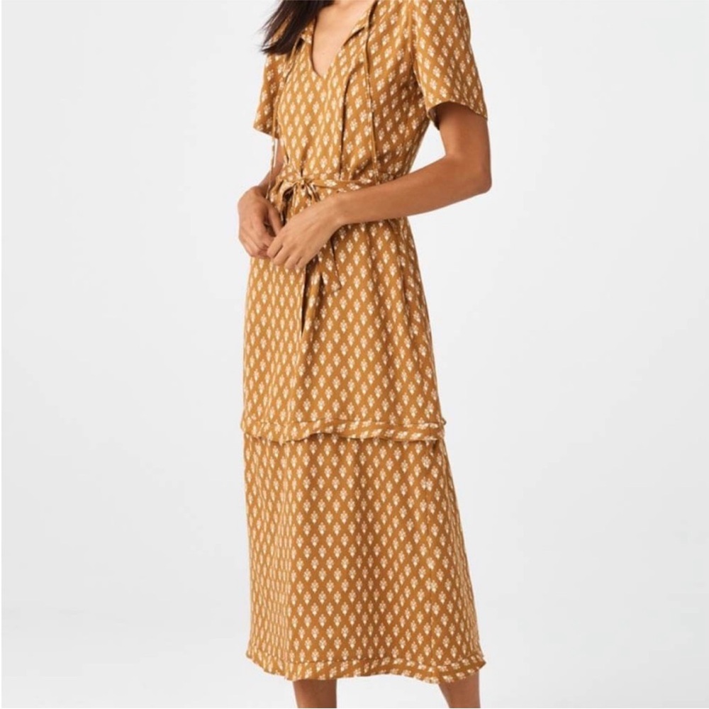 Vetta Convertible House Dress in Gold